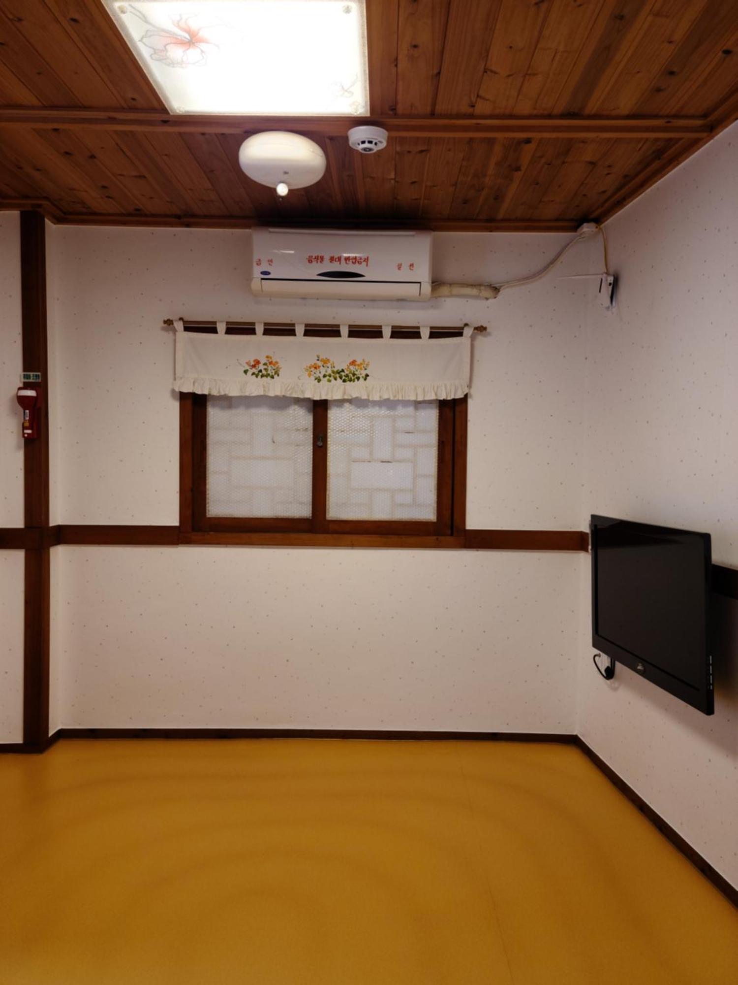 Hanok Raon Гиеонгджу Екстериор снимка