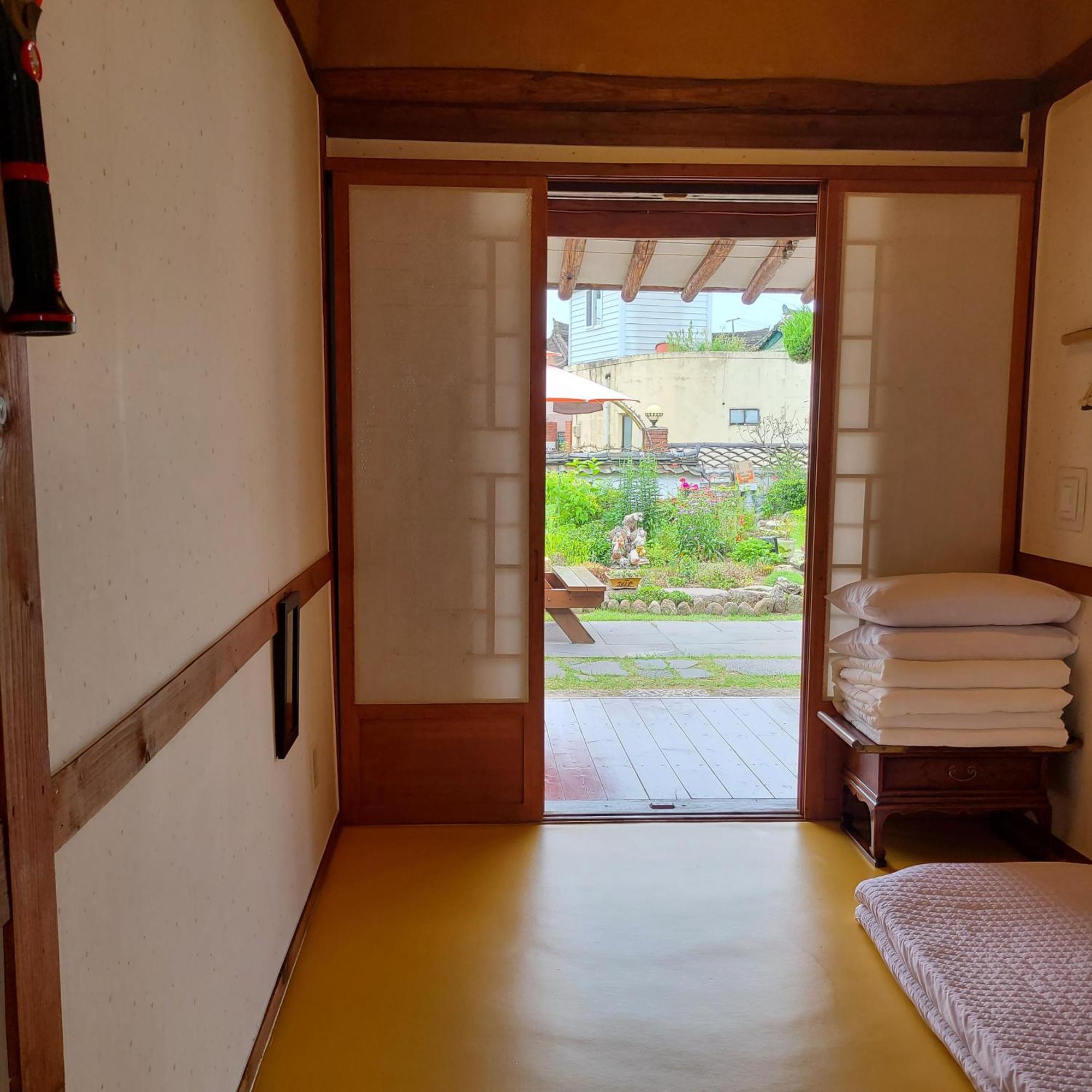 Hanok Raon Гиеонгджу Екстериор снимка